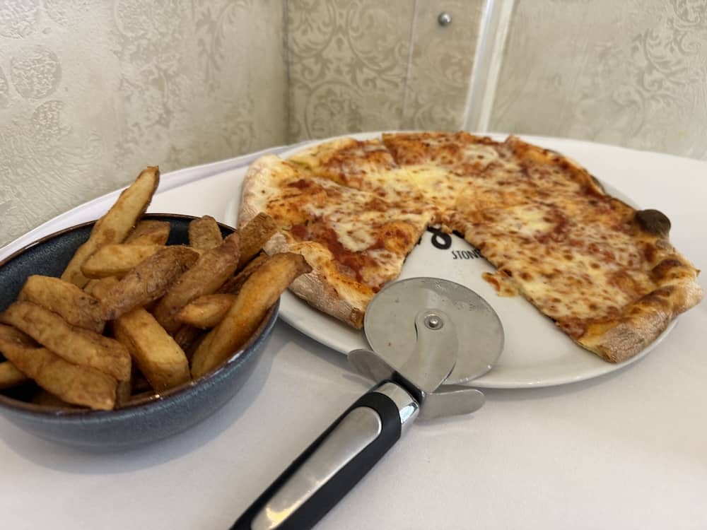 Pizza and chips during Rogerthorpe Manor wedding fayre