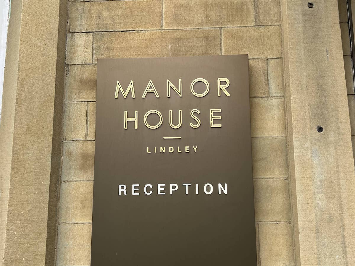 Manor House Lindley Logo Huddersfield